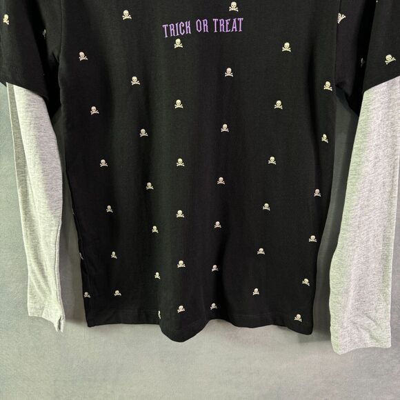 Kids Halloween Trick or Treat Shirt Size 9/10 Black Gray Skeleton Pumpkin Design - Picture 3 of 11